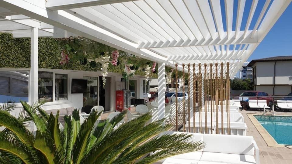 Ayan-Ayaz Luxury Appartement Năvodari Buitenkant foto