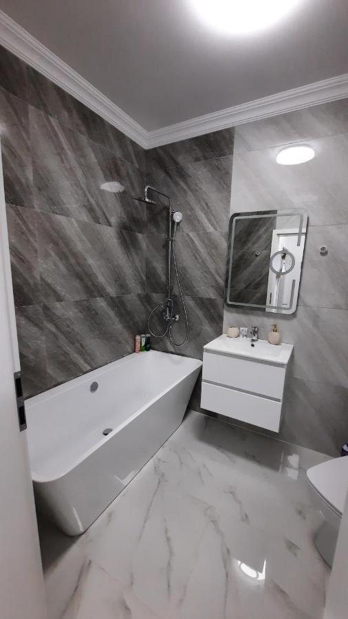 Ayan-Ayaz Luxury Appartement Năvodari Buitenkant foto